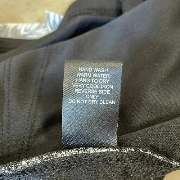 Dressbarn Collection Shell - Picture 7 of 7